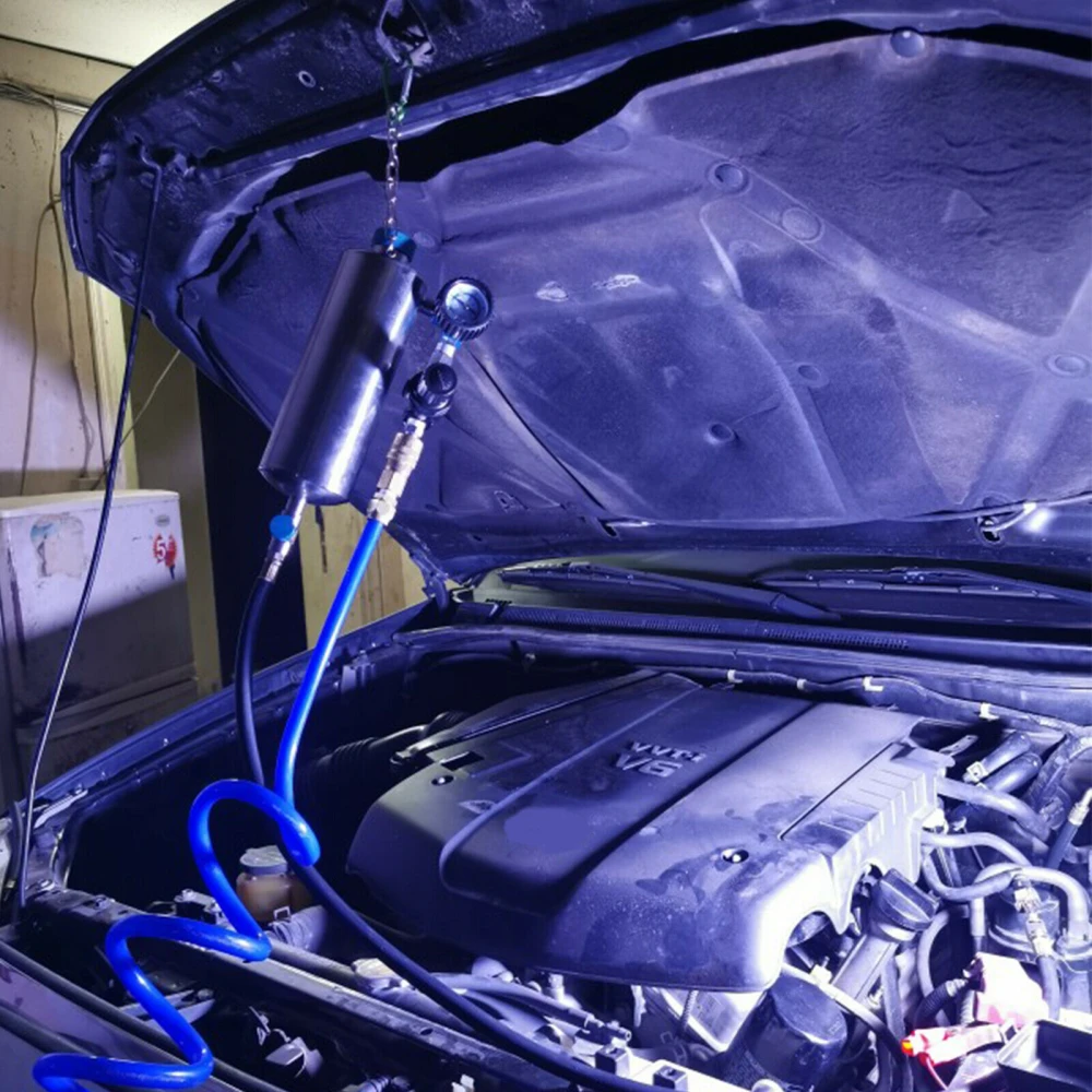 AUTOOL C100 benzino purkštukų valiklis su adapteriais