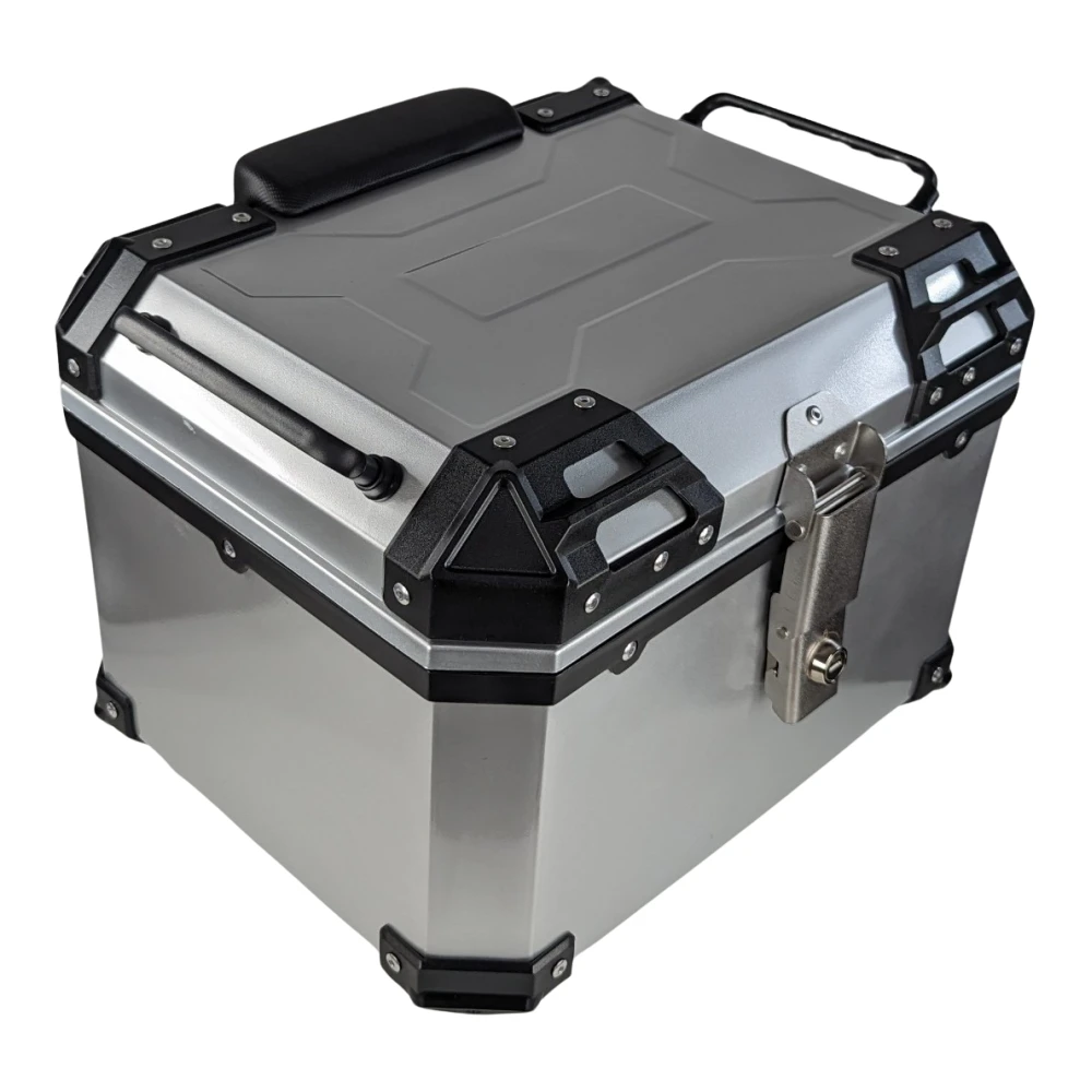 Universalus moto bagažinė 45L sidabrinė - kvadratinė šalmo dėžė 1 šalmui