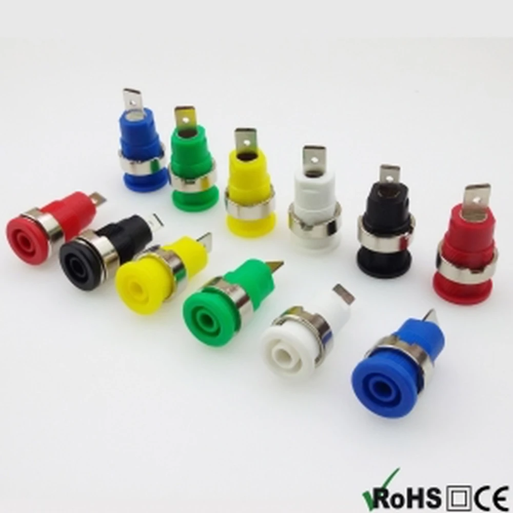 BS4302 Pack 2 4mm lizdiniai gnybtai raudonai juodiems skydeliams