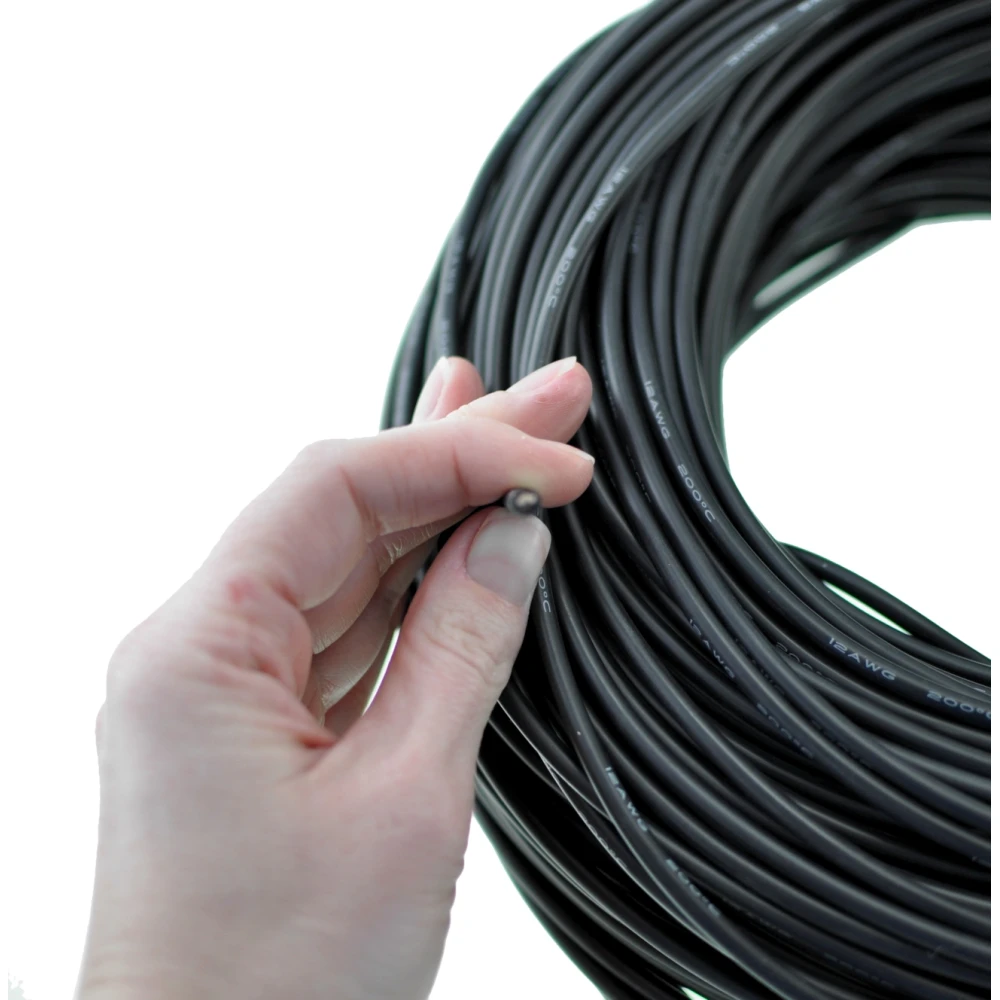Detalle del cable flexible silicona 12AWG color negro