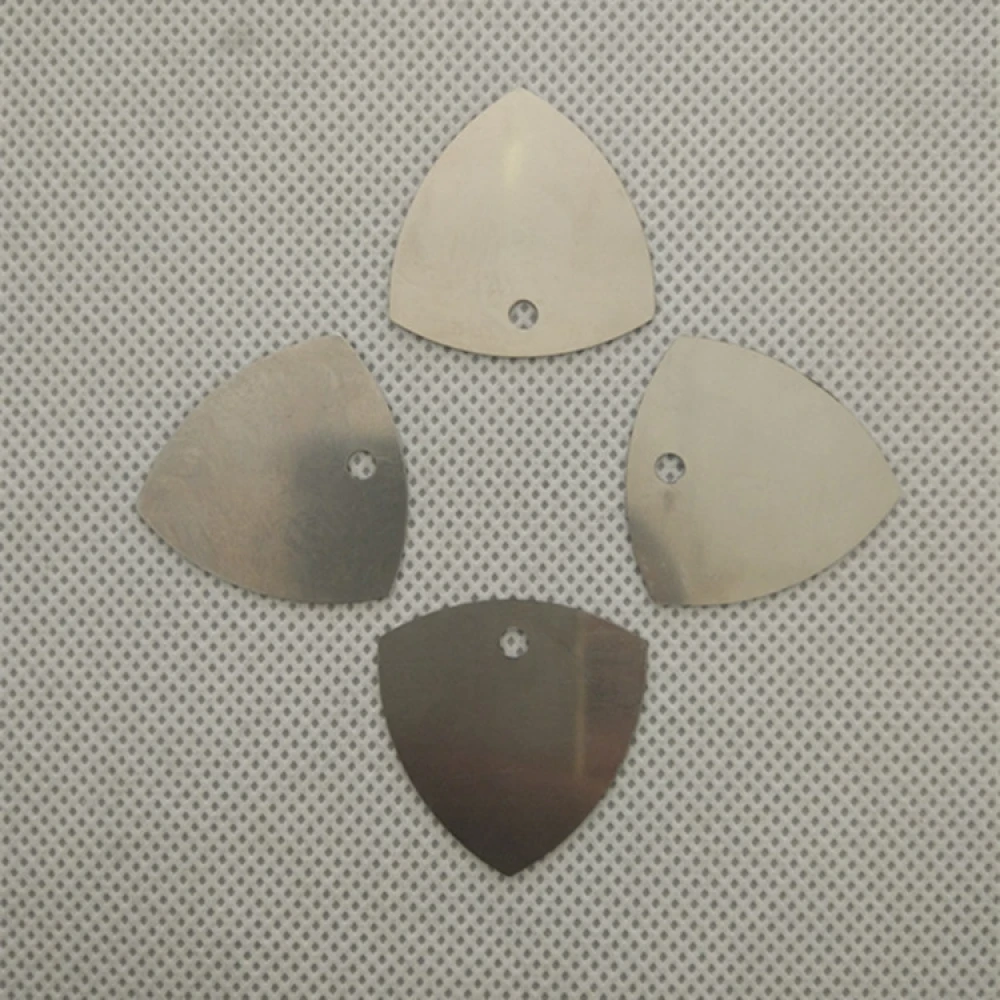 Metalinis mobiliojo telefono ir planšetės atidarymo įrankis