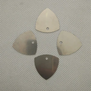 Metalinis mobiliojo telefono ir planšetės atidarymo įrankis